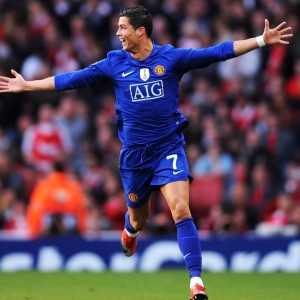 爱游戏-“足球+智能制造”驱动青少年足球硬件设施创新发展，青少年足球改革