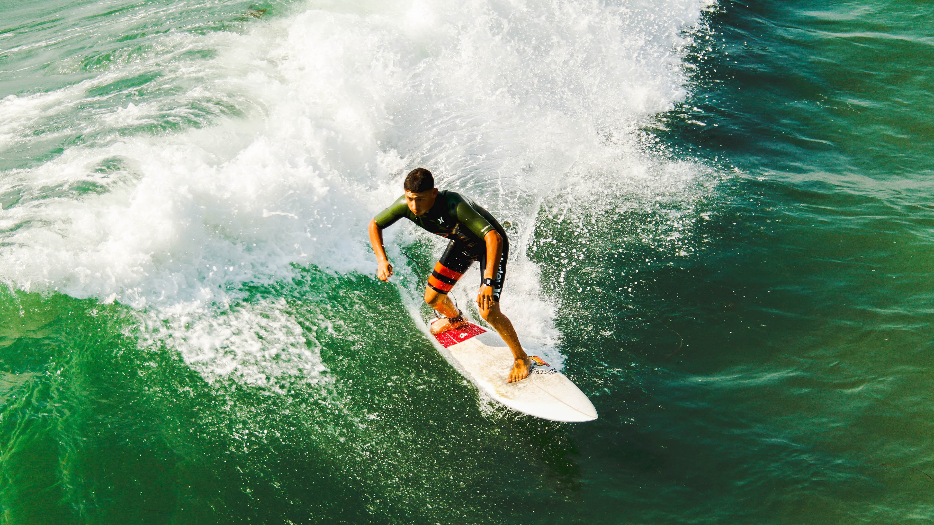 F1技术走向民用：创新驱动汽车革新，f1技术被民用的有哪些